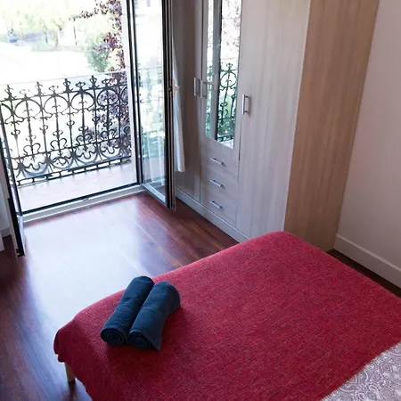 La Plaza Apartment